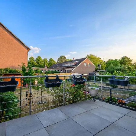 Ferienhaus Haus Im Stadtgebiet Mit Perfekter Bahnverbindung