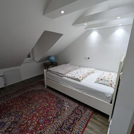 Haus Im Stadtgebiet Mit Perfekter Bahnverbindung Ferienhaus *