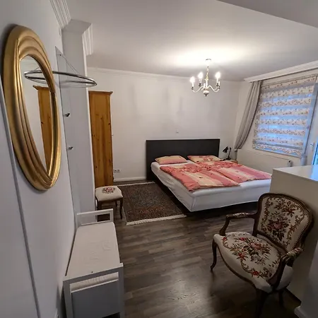 Ferienhaus Haus Im Stadtgebiet Mit Perfekter Bahnverbindung Hannover